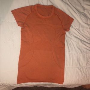 Lulu lemon swiftly tech short sleeve 2.0 race
